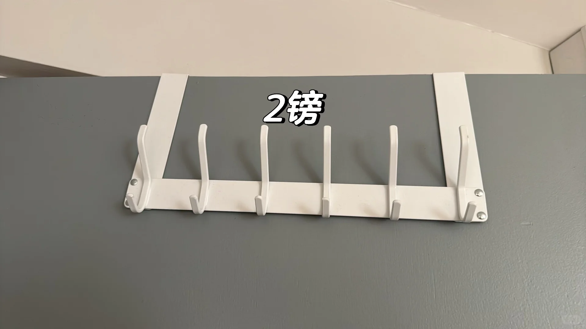 伯明翰出吸尘器、落地衣架（特别结实抗重物）、挂门衣架、投影仪 已出、电风扇 已出、堵门器、安睡裤打包、小电锅（很方便可以煮泡面当火锅，做一人食）、宜家桌子、粉色电竞椅、桌椅一起优惠，打包价、台灯（英式带插孔）、双层排插、电熨斗、衣架（衣架、折叠衣架、s型衣架打包）、地漏贴全部、暖宝宝（冬天很实用全部）、漂亮拍照衣服2-出（可私聊）、帽子一个、餐具一个、道具剑（一个白色会发光，另一个全木质的）、CT粉底液仅试用和调料全部打包（可以私聊） 图片 3